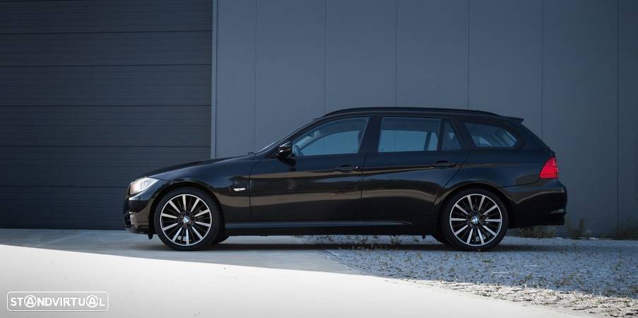 BMW 318 d Touring Luxury Line - 4