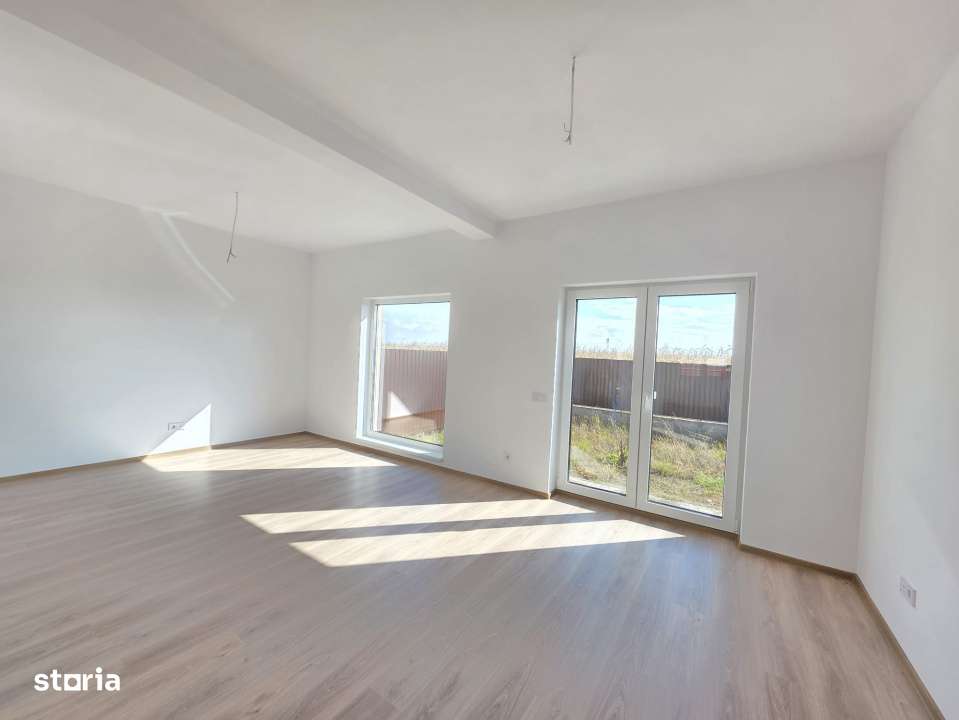 Casa tip duplex, teren 400mp, zona Dealul Lempes, Sanpetru-0