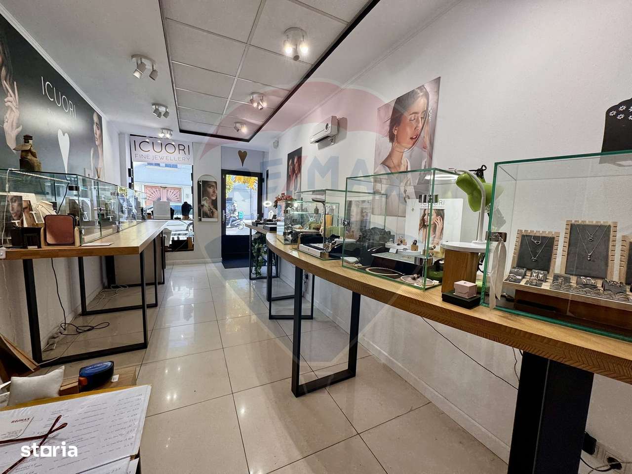 Spațiu comercial de vânzare – Str. Regele Ferdinand nr. 3-0