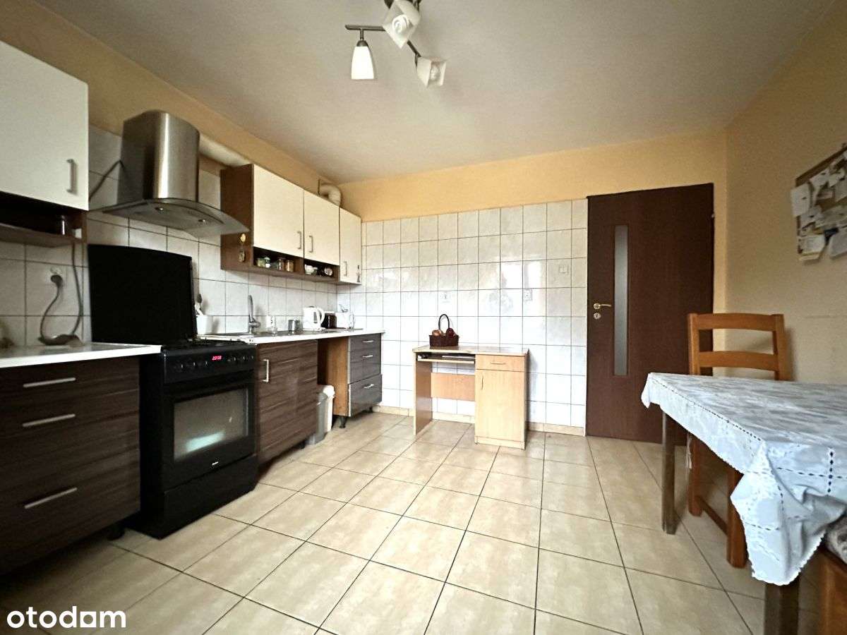 Przestronny dom 332 m² – idealny pod inwestycję-1