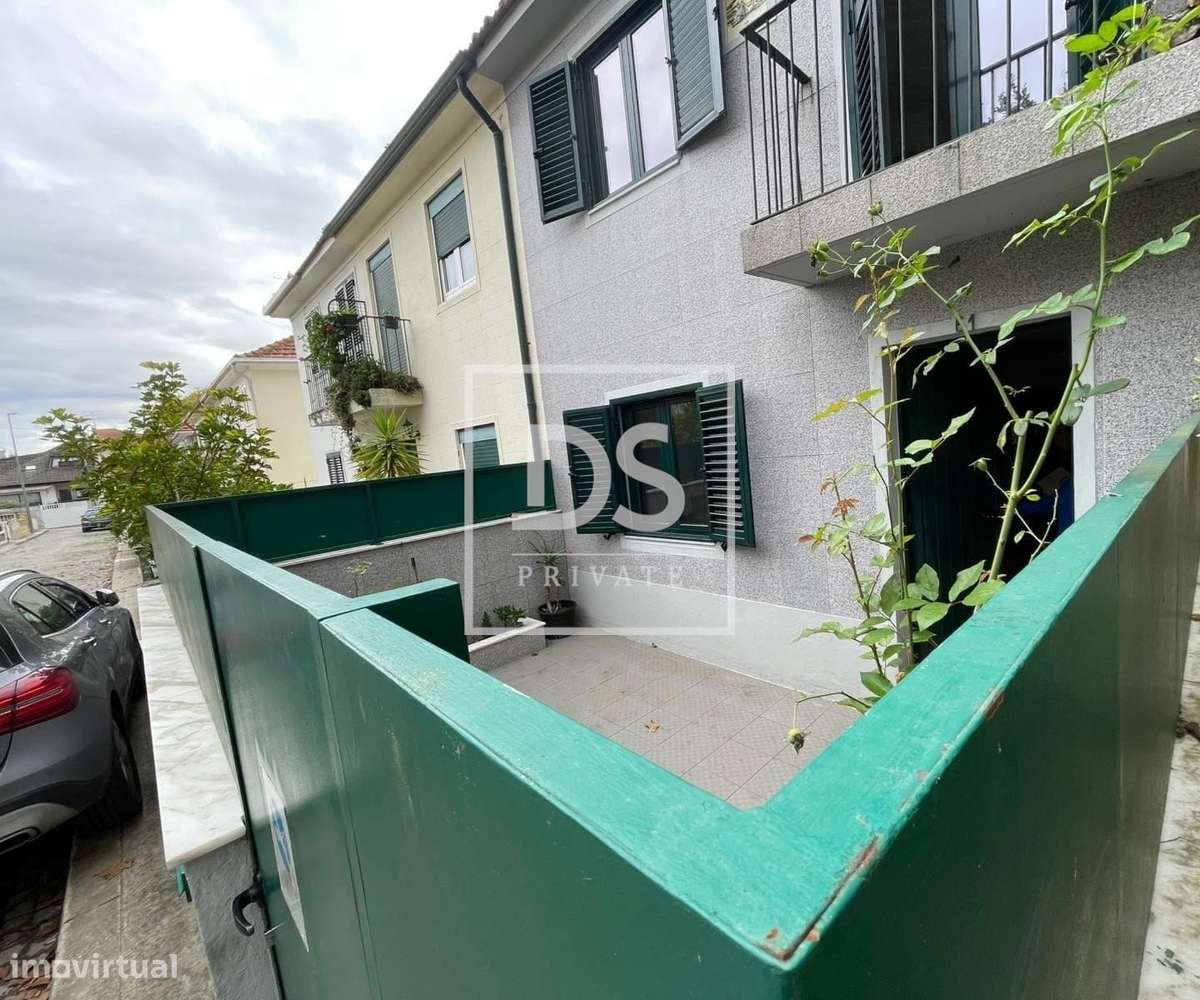 Moradia T2 com Jardim e Terraço: O Refúgio Perfeito em Ramalde (Com Re-3