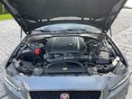 Jaguar XE 2.0 D Prestige - 24