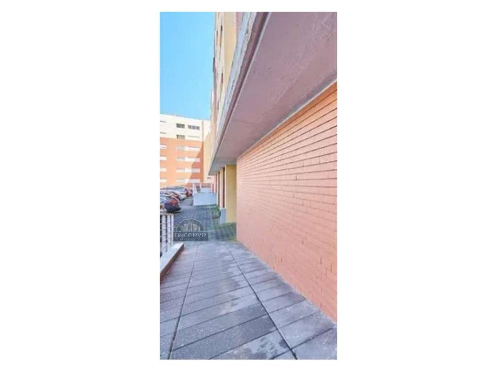 Apartamento T3, em Monte de Caparica ,Almada, na Praça Mario Dionisio-6