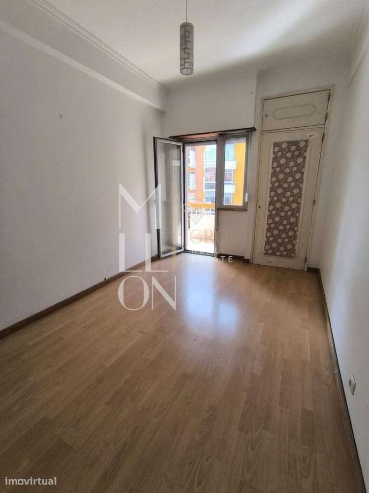 Apartamento T2 | Localização Premium em remodelação total - Grande imagem: 5/29
