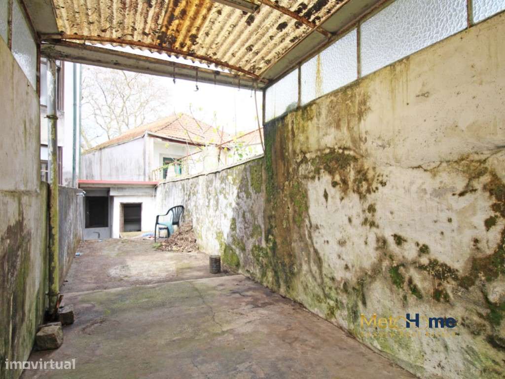 Moradia Térrea Junto ao Estádio do Dragão - Excelente Localização e...-23