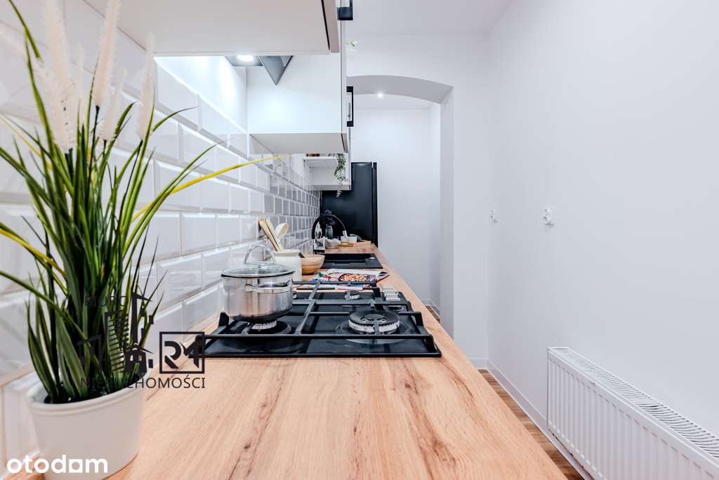 3 pokoje, Osobna kuchnia, 1 piętro, Centrum Miasta-8