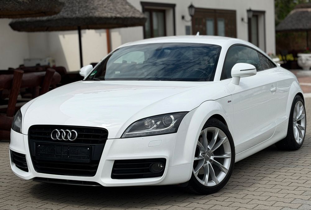 Audi TT 8J 2.0 TFSI S tronic 2011