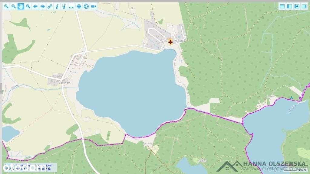 Działa przy jeziorze Łąkorz-16