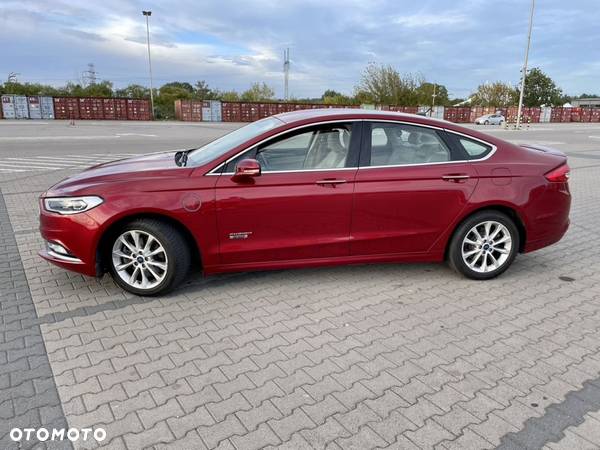 Ford Fusion - 7