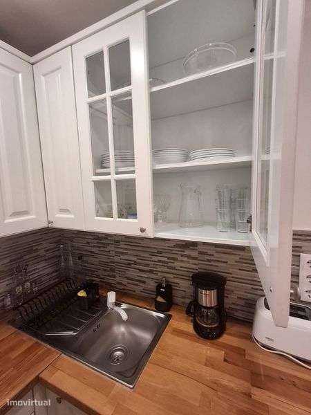 Apartamento T1 nas Janelas Verdes - Grande imagem: 5/11