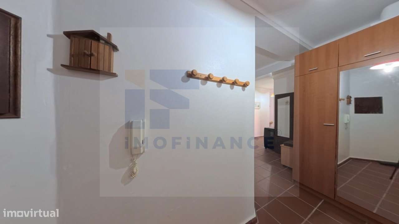 Apartamento T2 junto á praia de Consolação-17