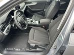 Audi A4 2.0 TDI S tronic - 9