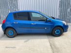 Dezmembrez Renault Clio 3 1.2i 2007 - 3