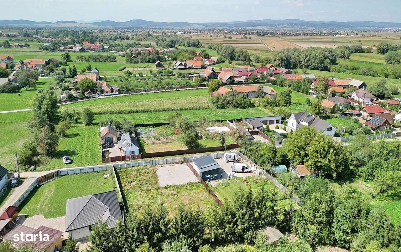 Teren intravilan - Imagine principală: 5/20