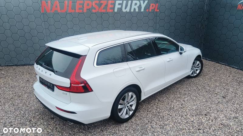 Volvo V60 D3 Geartronic Momentum - 8