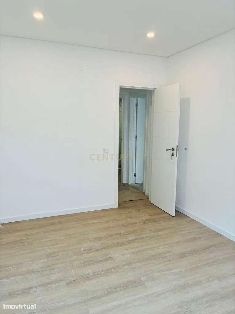 Apartamento T4 Barreiro Remodelado - Grande imagem: 5/16