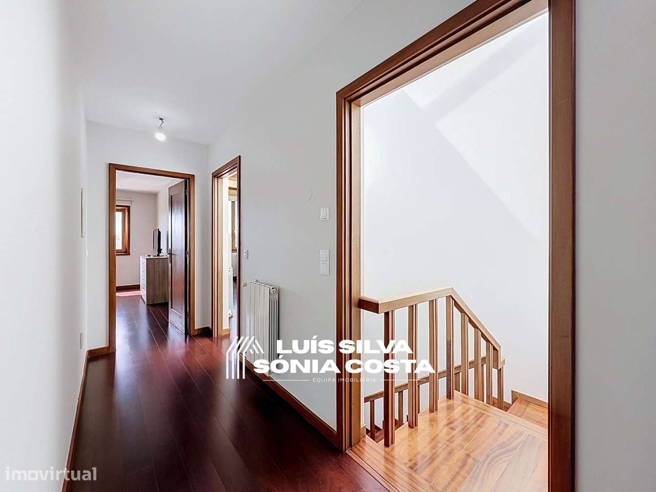 Moradia T4 com Jardim, Pátio, Ótimas Áreas & Excelente...-17