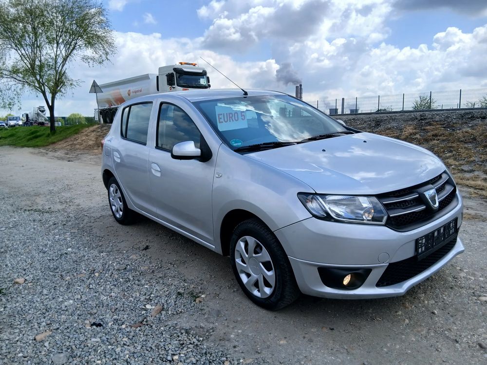 Dacia Sandero II [2012 - 2020] 1.2 MPI Laureate 2014