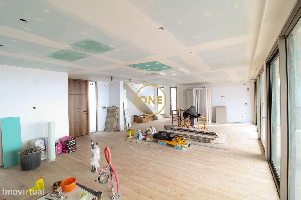 Moradia T4 + T1 - Grande imagem: 5/47