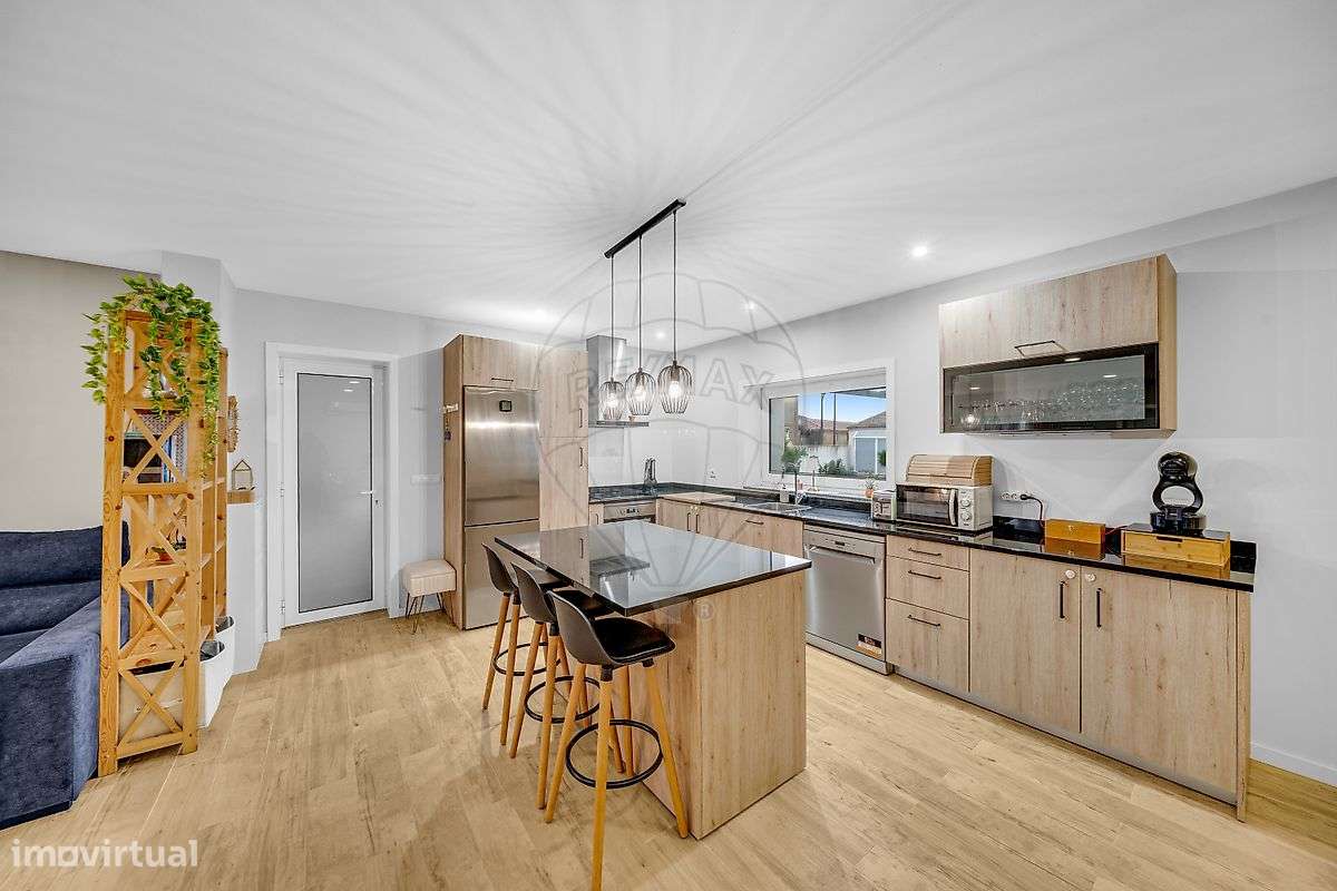 Moradia T2 para venda - Grande imagem: 3/26