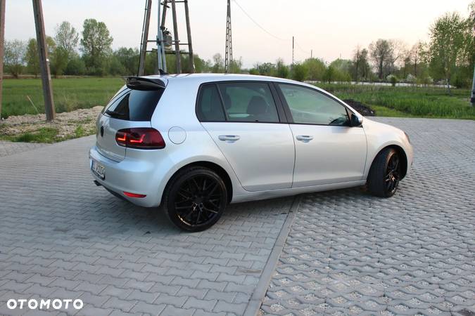 Volkswagen Golf 1.6 TDI DPF Team - 6