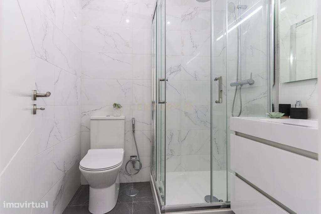 Apartamento T2 em Oeiras com Varanda e Boa Localização - Grande imagem: 4/19