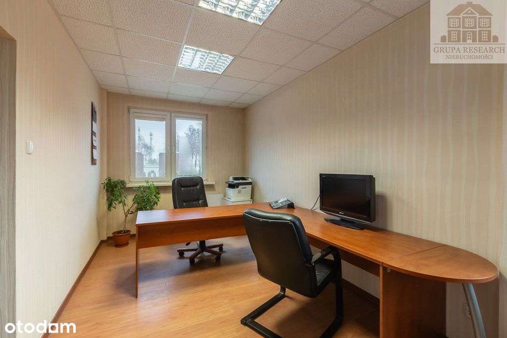 Biurowiec 262 m² z prywatnym placem - Pełny obrazek: 4/19