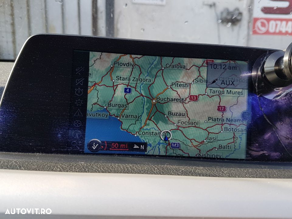 Display Navigatie cu Sticla Crapata BMW Seria 3 F30 F31 F32 F33 F34 F35 2011 - 2019 - 2