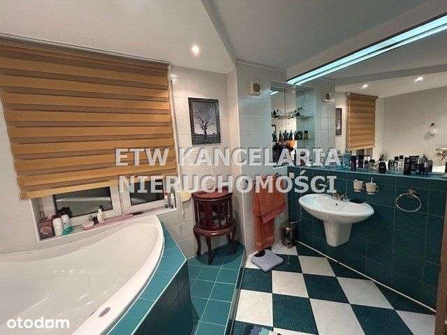 Wygodny dom rodzinny z fotowoltaiką.-19