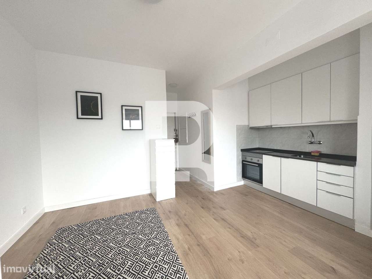 Apartamento T0 para arrendar na Reboleira - Grande imagem: 2/7