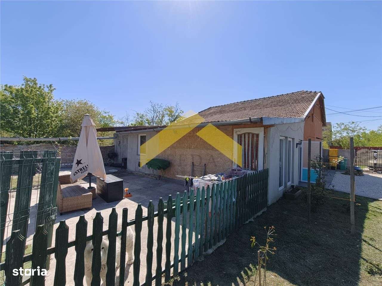 Casa la sol de vanzare in orasul Csanádpalota, Ungaria-11