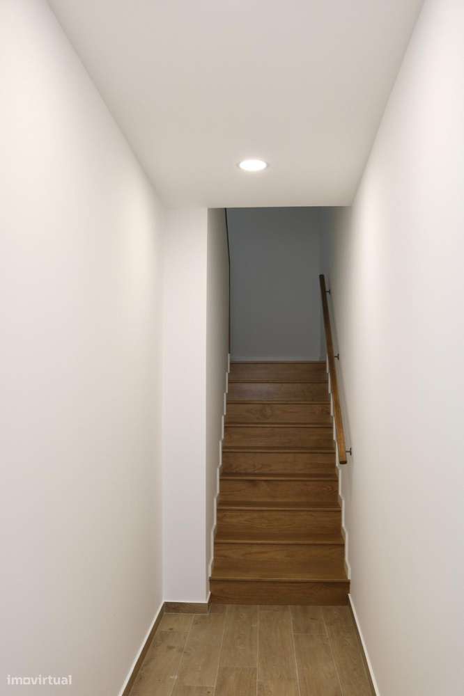 T2 no Largo de São Marcos para arrendamento - Grande imagem: 4/17