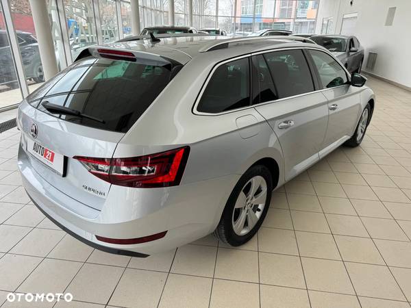 Skoda Superb 1.5 TSI ACT Ambition - 11