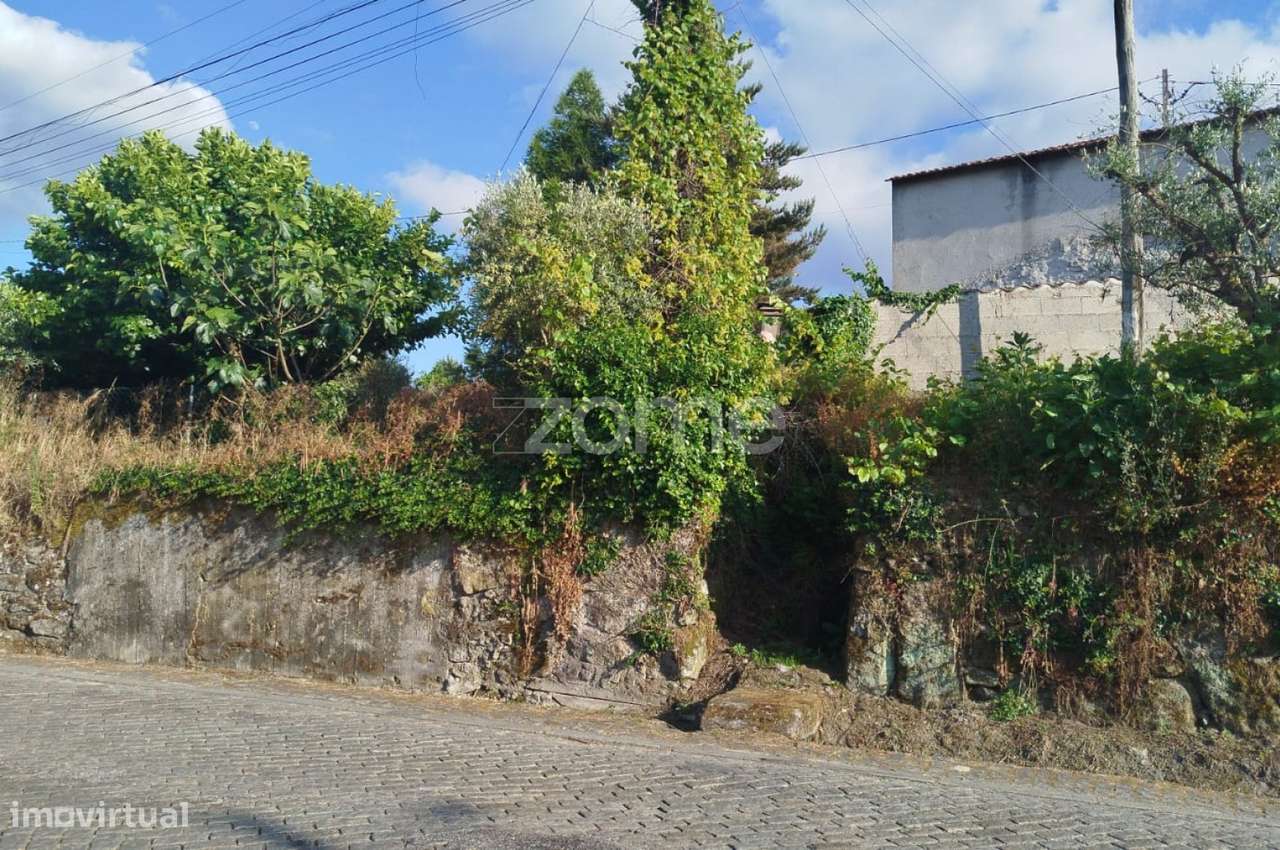 Moradia em Pedra com quintal em Matados, a 5 minutos Mangualde-5