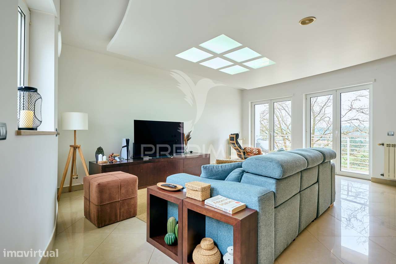 Apartamento T3 com áreas excepcionais e garagem box no centro de Fá... - Grande imagem: 4/40