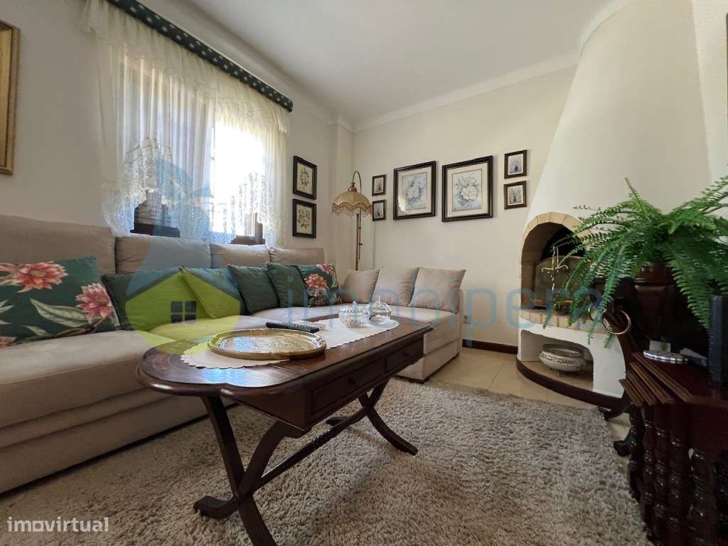 SOBERBA MORADIA T6 COM CASA DE HOSPEDES EM ANEXO-15