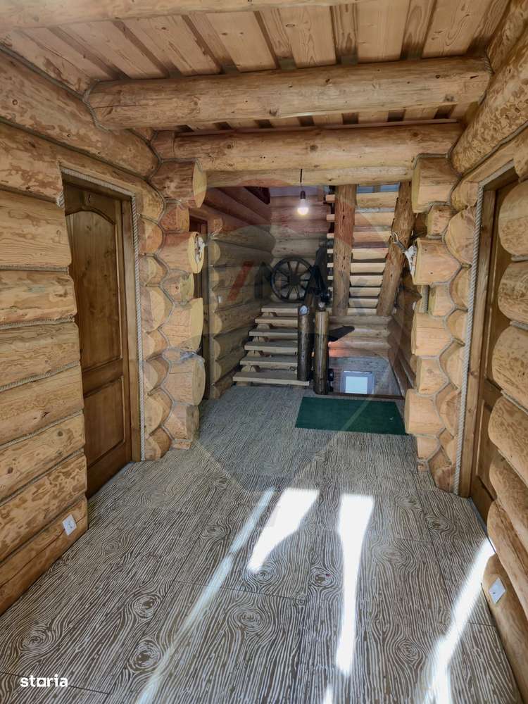 Casă / Vilă cu 6 camere de vânzare-13