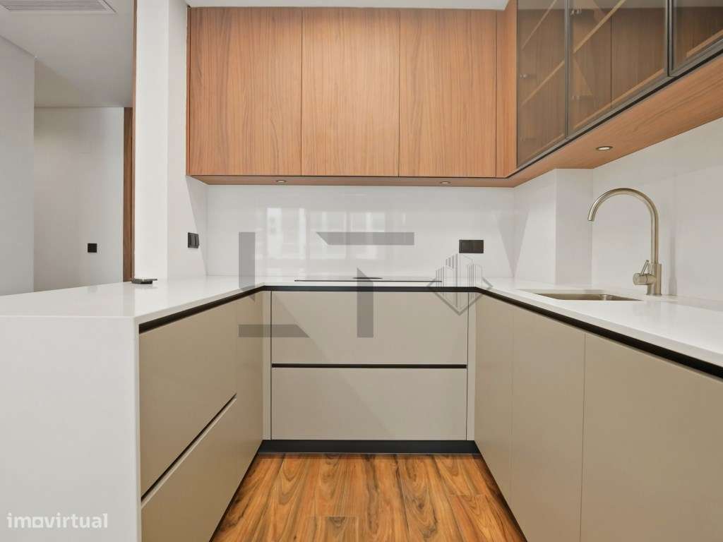Apartamento T1 Totalmente Renovado com Acabamentos de Luxo, Varanda...-7