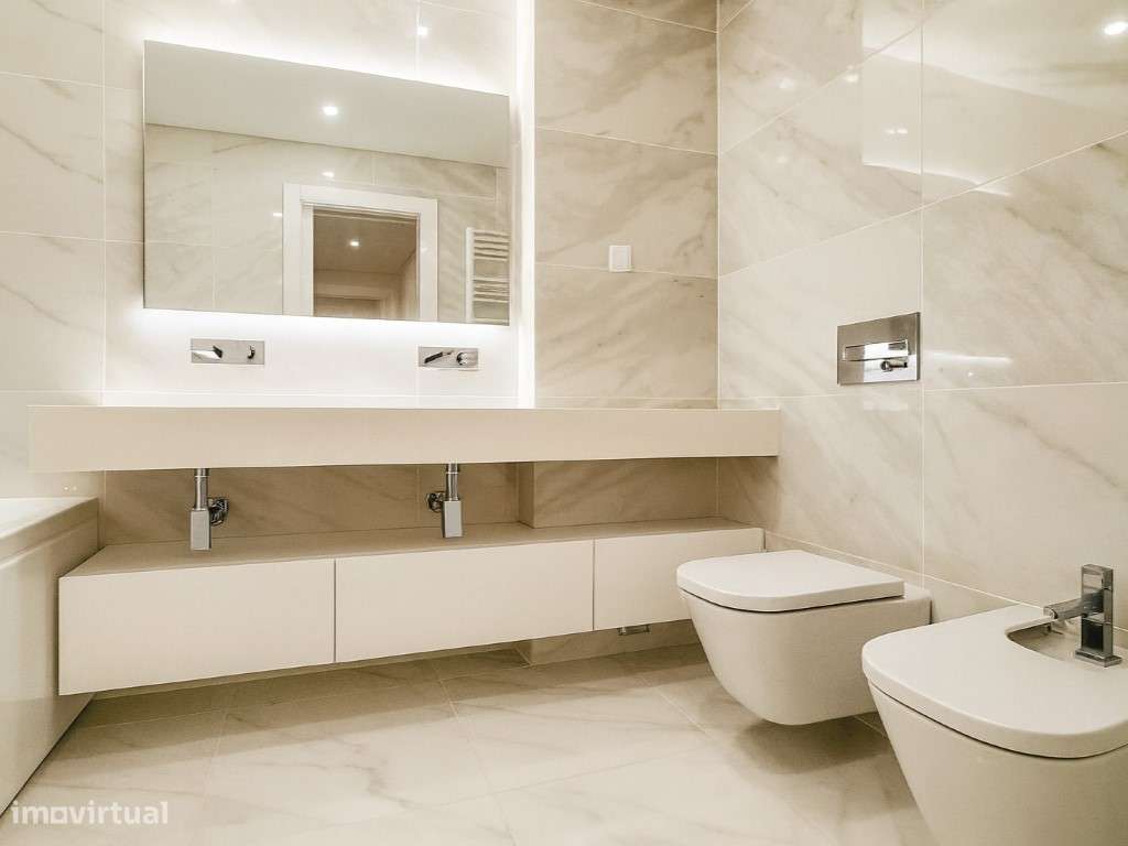 Apartamento T2 | 2 Suites |Lugar de garagem | Lavandaria | Arrecadação-17