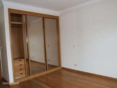 Fabuloso Apartamento  / Matosinhos - sul - Praia - Grande imagem: 4/8