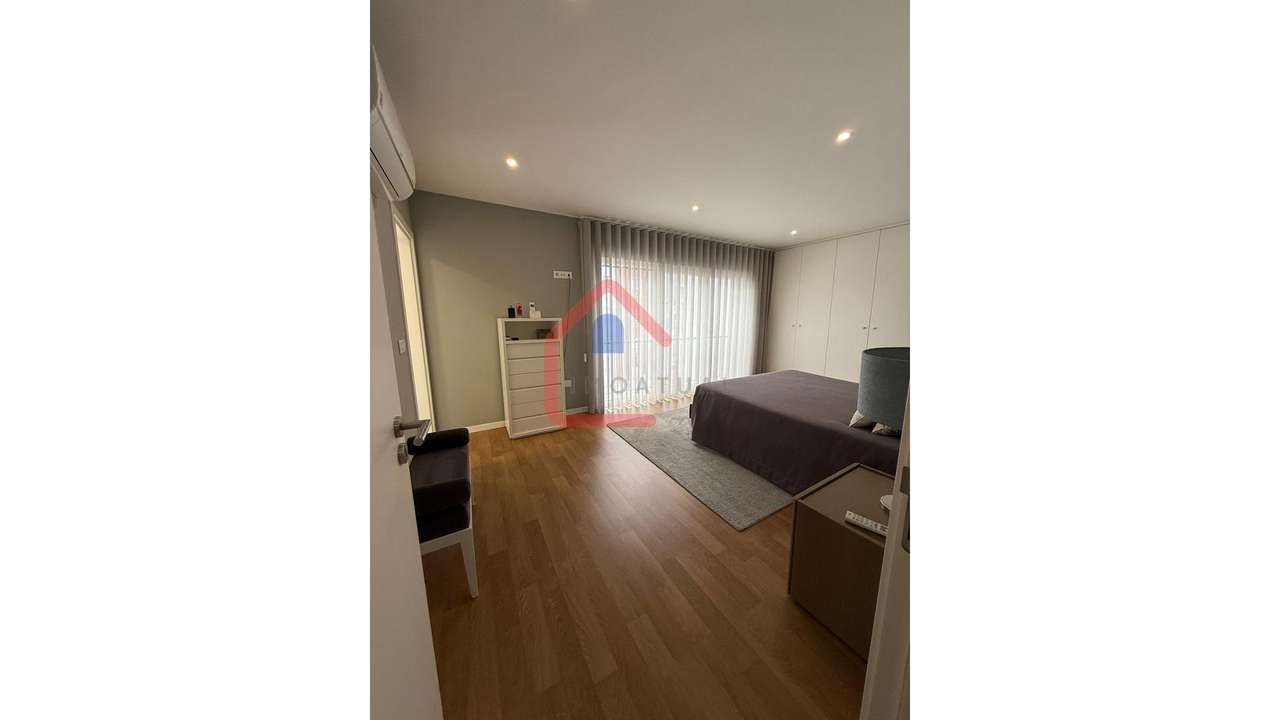 Apartamento T3 em Portugal-12