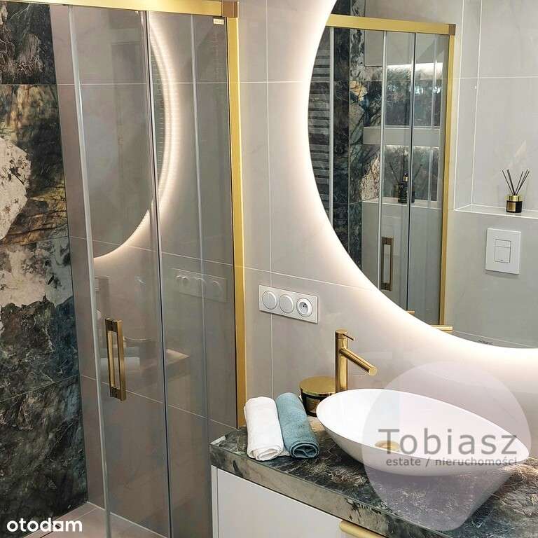 Do wejścia, pełne wyposażenie najwyższej jakości-11