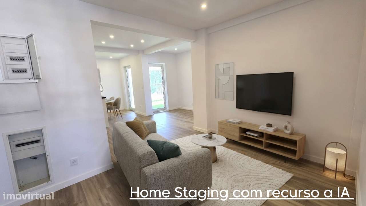 Apartamento T2 Remodelado com Varanda - Queluz-16