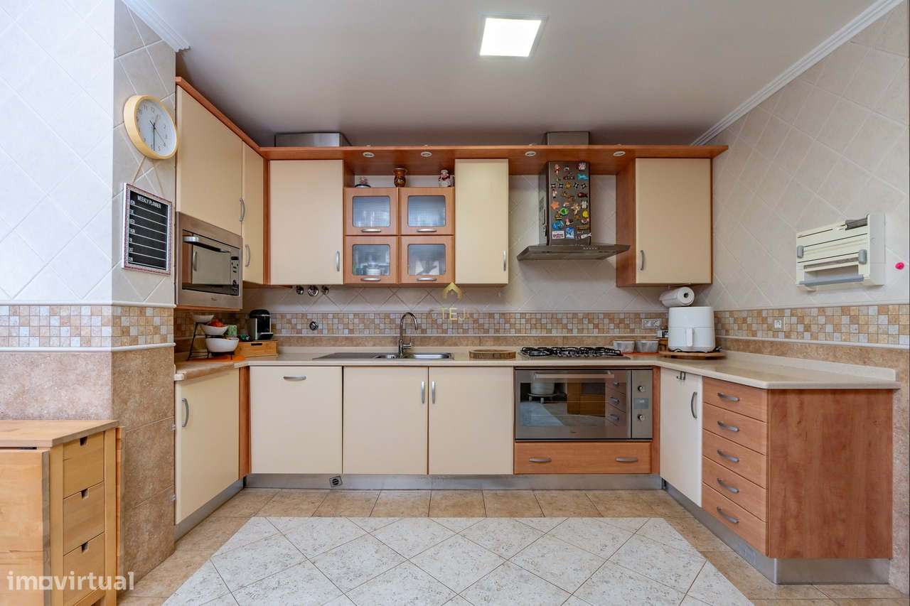 Apartamento T3 no Prestigiado Condomínio Solar do Morgado, Póvoa de Sa - Grande imagem: 3/45