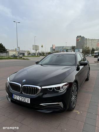 BMW Seria 5 525d Touring - 3