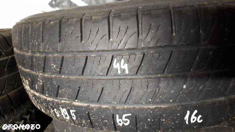 Goodyear 195/65/16c nr 44 - 1