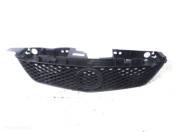 mazda 323 f s 98r- bj grill atrapa - 6