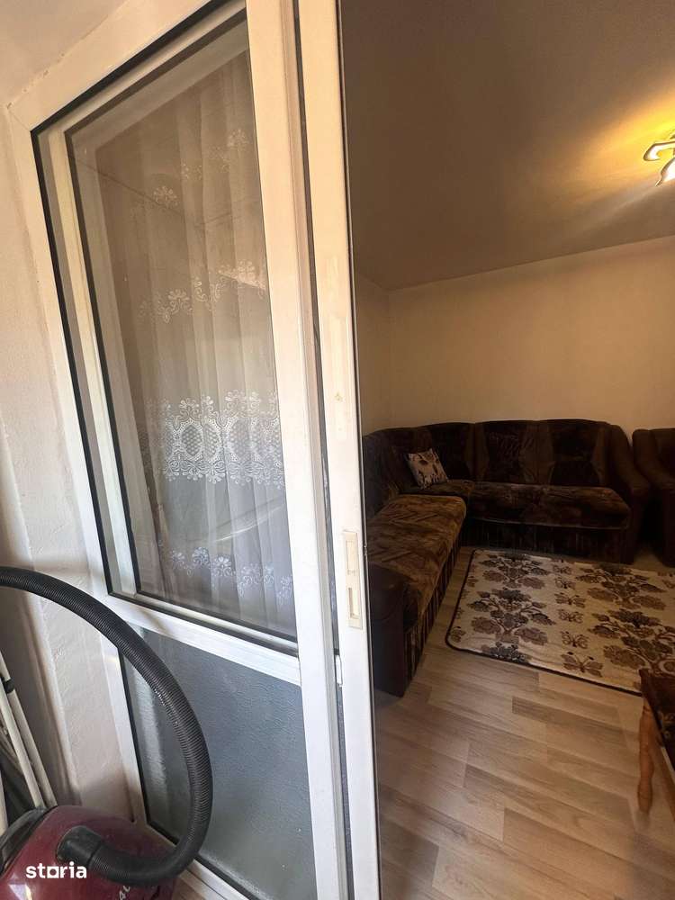 De vanzare garsonieră cf1,mobilata și utilata,etaj intermediar 28.500e-2