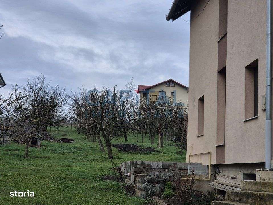 Casa la cheie cu garaj, D+P+E, 200 mpu, 1 400 mpt, central Dezmir - Imagine principală: 2/19