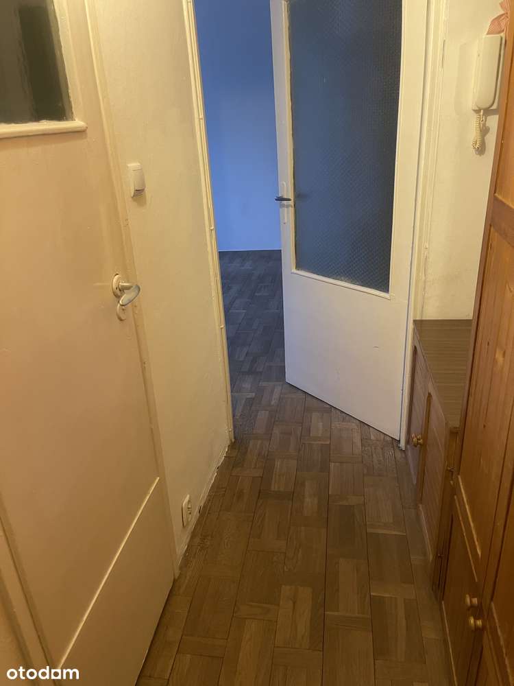 Sprzedam mieszkanie 2-pok-37,5m-do remontu, IVp, balkon, widna kuchnia-13